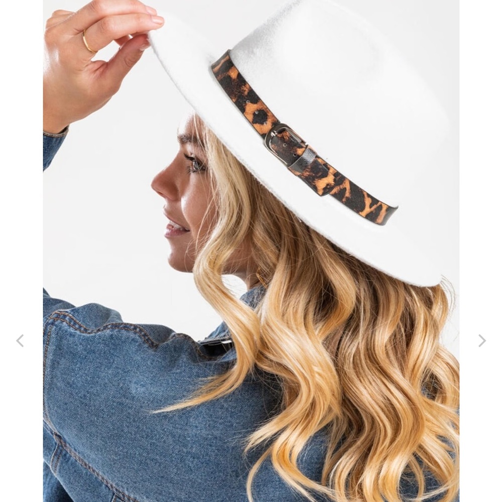 NWT Earlisha Leopard Band Panama Hat in Ivory
